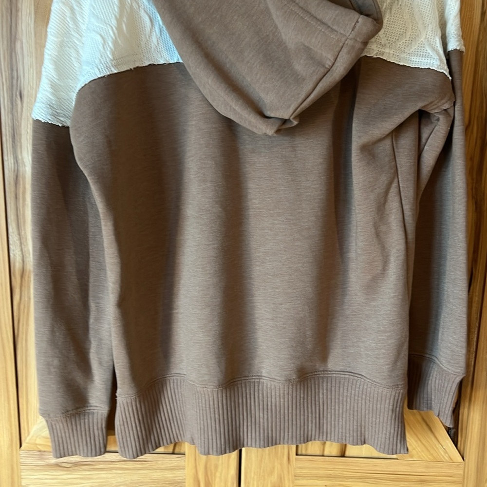 MOVING SALEšMauriceās hoodie - Picture 7 of 9